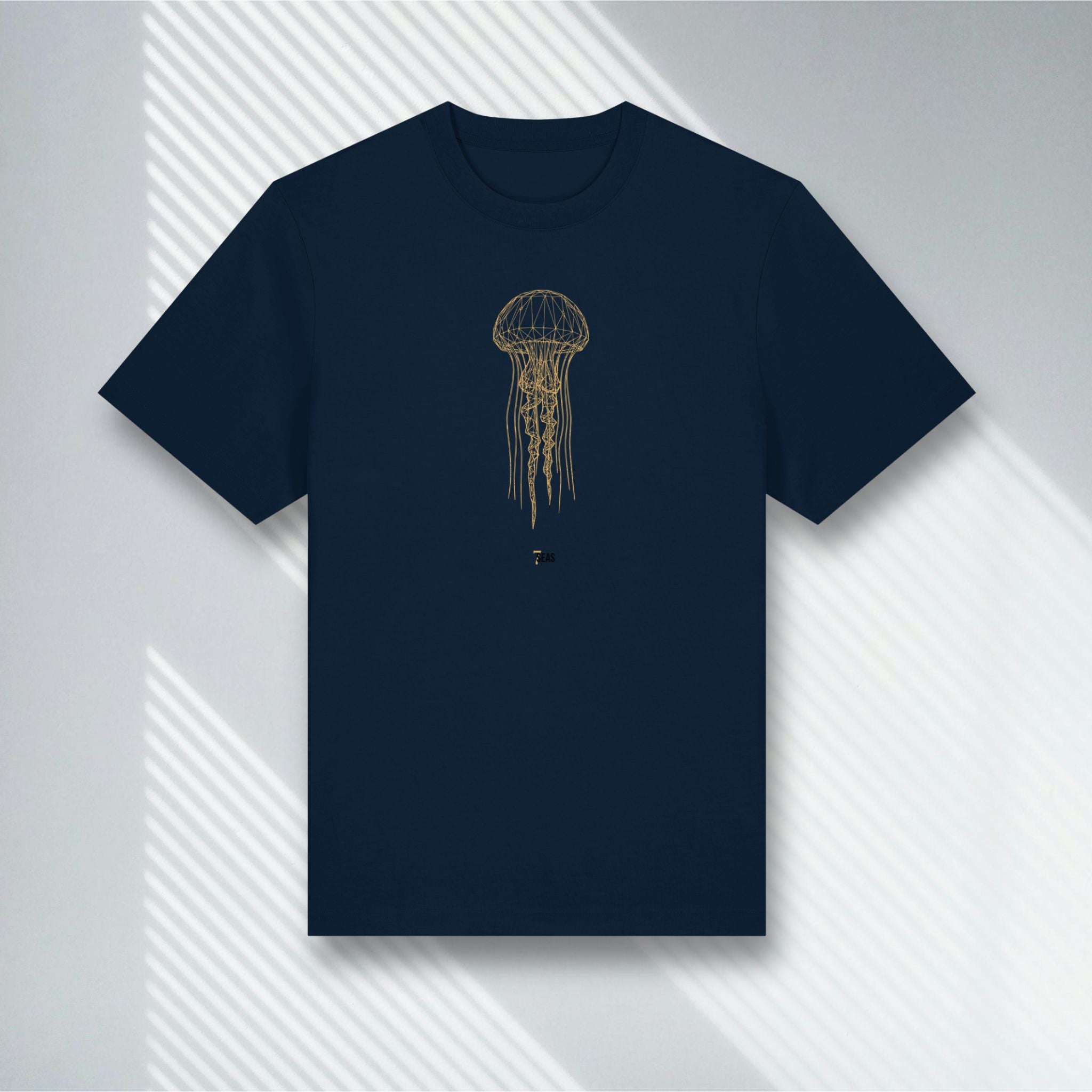 Dunkelblaues Quallen T-Shirt mit Golddruck, Stanley/Stella French Navy, maritimer Stil.